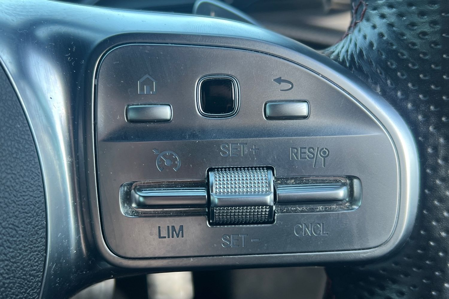 Used Mercedes-Benz A-Class 2020 for sale - 76654463: Photo 12