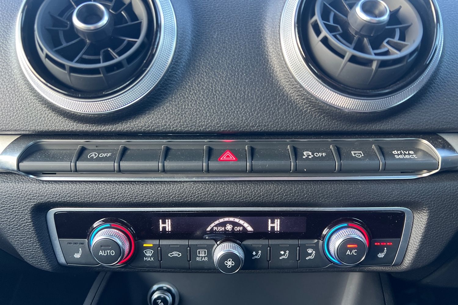 Used Audi A3 2018 for sale - 76649249: Photo 11