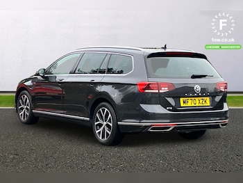 Used Volkswagen Passat 2020 for sale - 77451201: Photo