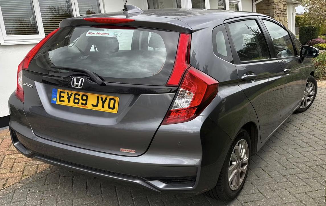 Used Honda Jazz 2019 for sale - 78197690: Photo 2