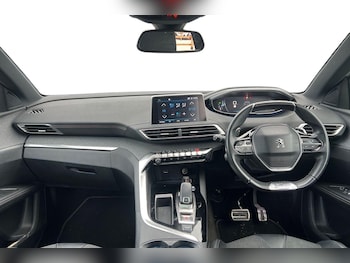 Used Peugeot 5008 2018 for sale - 76705613: Photo