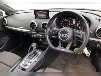 Used Audi A3 2017 for sale - 77407560: Photo