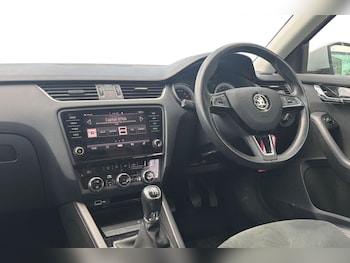 Used Skoda Octavia 2019 for sale - 79438851: Photo