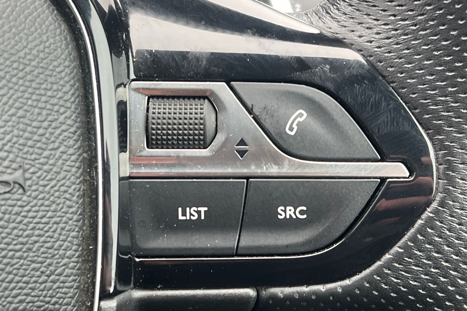 Used Peugeot 5008 2020 for sale - 76569464: Photo 14