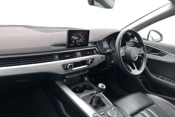 Used Audi A4 2017 for sale - 76280814: Photo 4