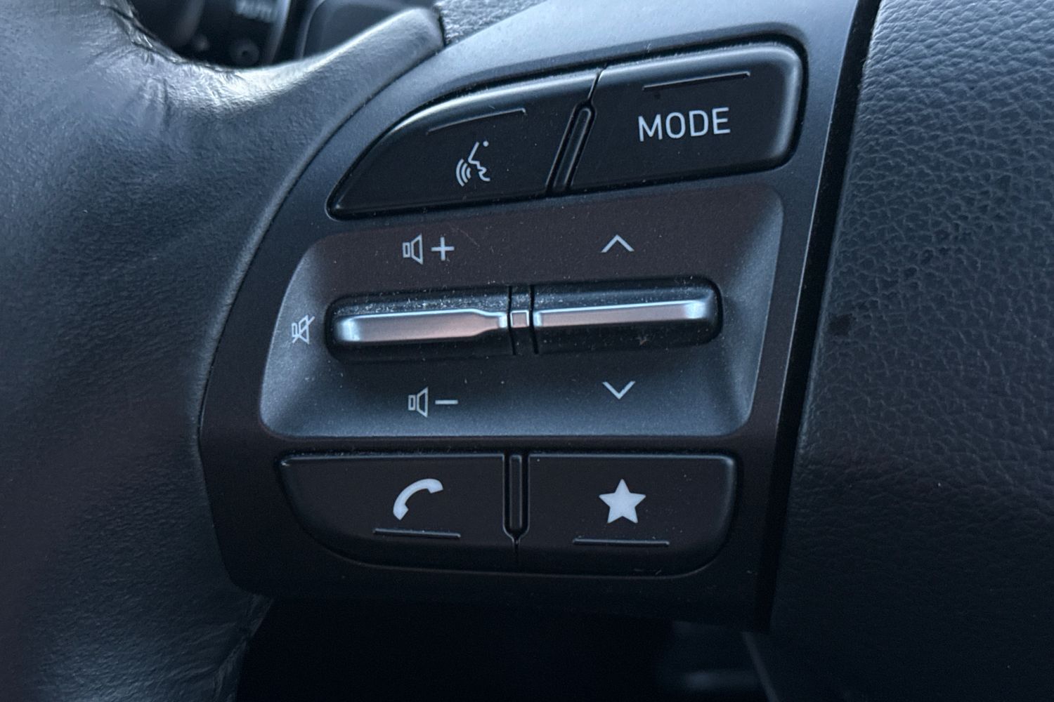 Used Hyundai KONA 2023 for sale - 76890299: Photo 10