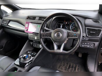 Used Nissan Leaf 2021 for sale - 75651022: Photo