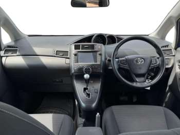 Used Toyota Verso 2016 for sale - 74261705: Photo