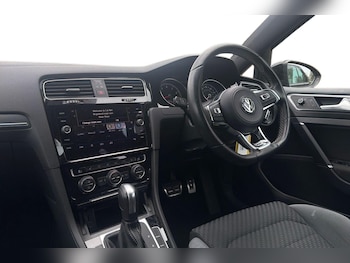 Used Volkswagen Golf 2020 for sale - 79490504: Photo
