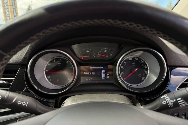Used Vauxhall Astra 2018 for sale - 76311173: Photo 10