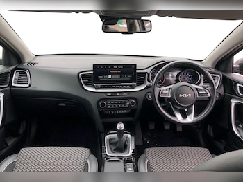 Used Kia XCeed 2022 for sale - 76232562: Photo 3
