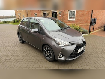 Used Toyota Yaris 2019 for sale - 77249639: Photo