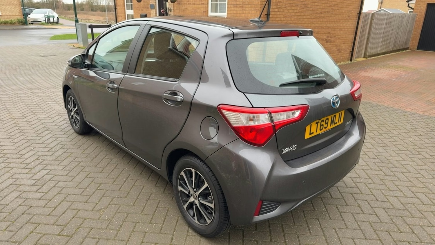 Used Toyota Yaris 2019 for sale - 77249639: Photo 3