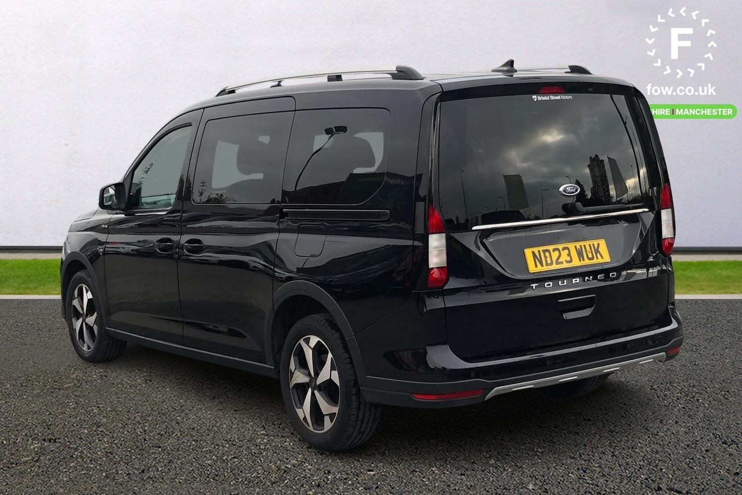 Used Ford Tourneo Connect 2023 for sale - 76133701: Photo 2