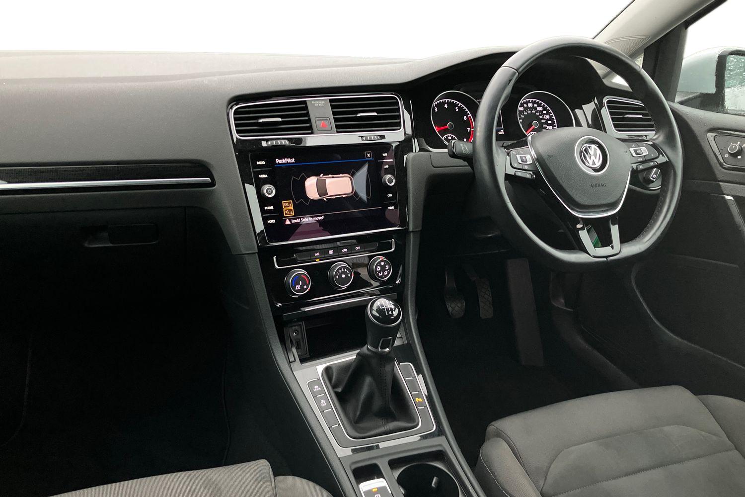 Used Volkswagen Golf 2018 for sale - 76985359: Photo 4