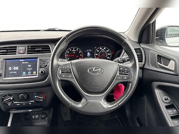 Used Hyundai i20 2019 for sale - 77636558: Photo
