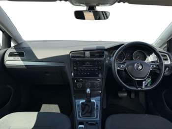 Used Volkswagen Golf 2019 for sale - 75118775: Photo