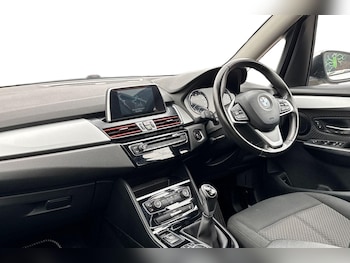 Used BMW 2 Series 2018 for sale - 76253333: Photo
