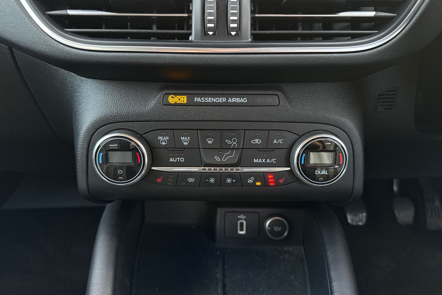 Used Ford Focus 2019 for sale - 76299946: Photo 7