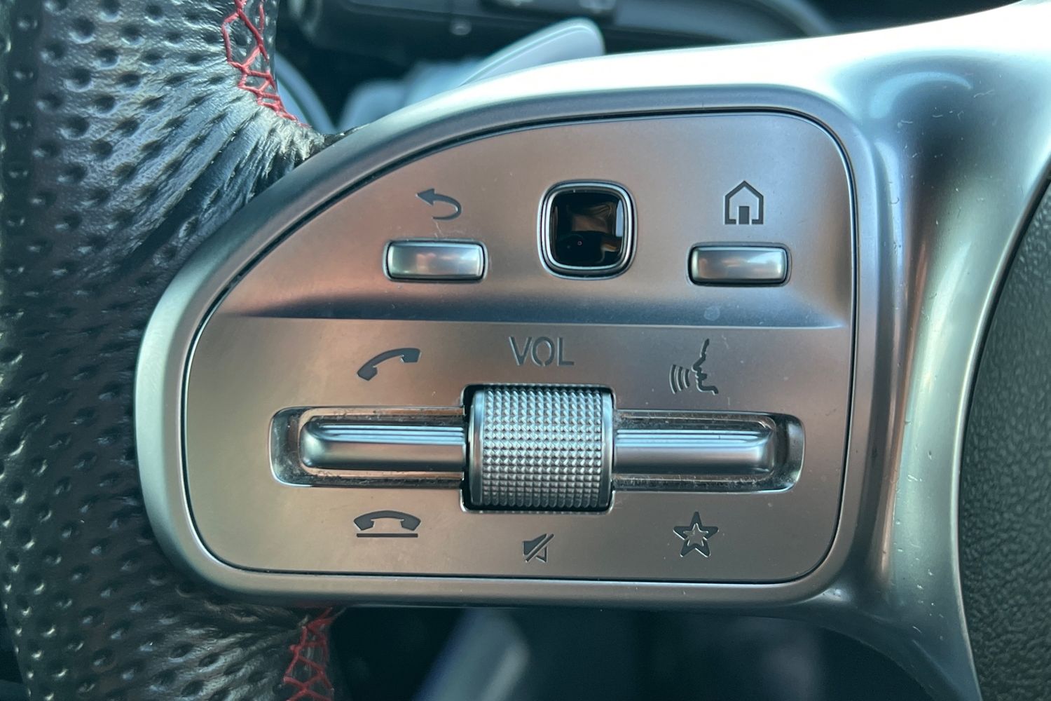 Used Mercedes-Benz GLB 2022 for sale - 76774548: Photo 11