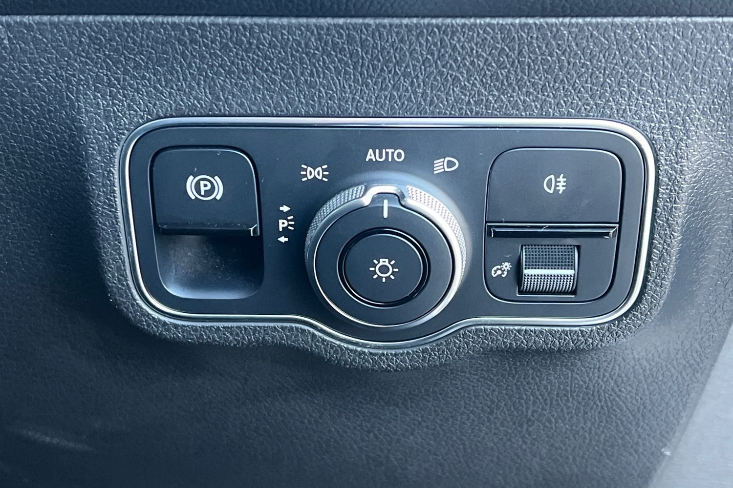 Used Mercedes-Benz GLB 2022 for sale - 76774548: Photo 16