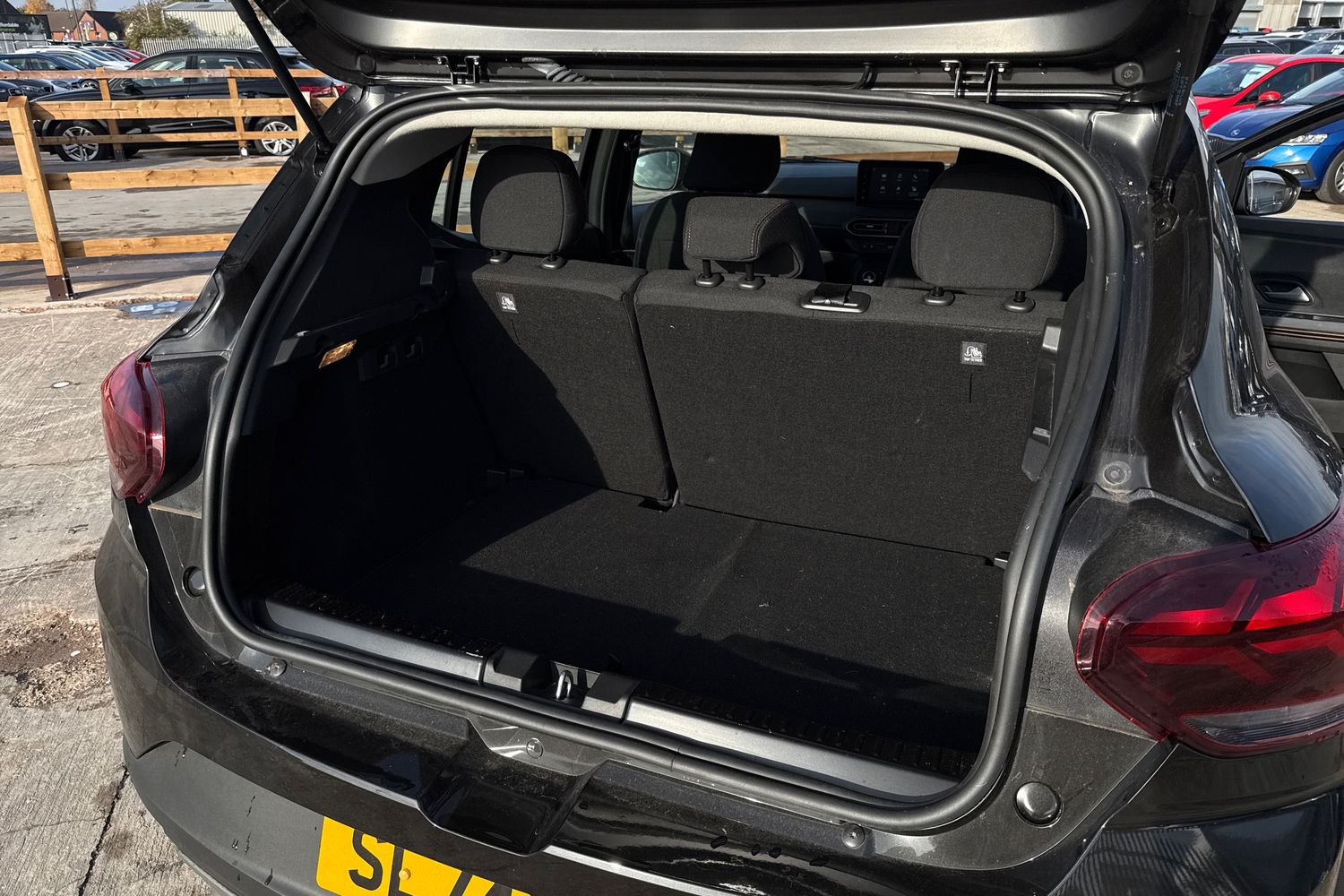 Used Dacia Sandero Stepway 2024 for sale - 77527631: Photo 15