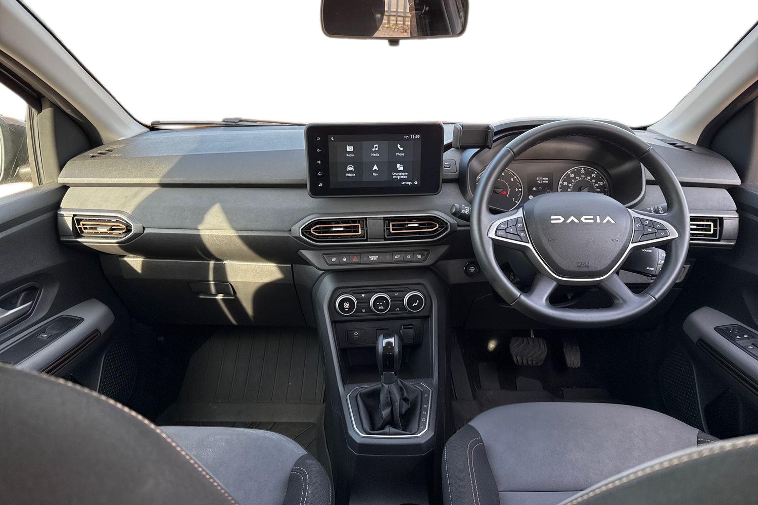 Used Dacia Sandero Stepway 2024 for sale - 77527631: Photo 3