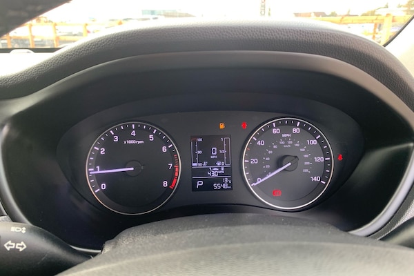 Used Hyundai i20 2017 for sale - 76267954: Photo 9