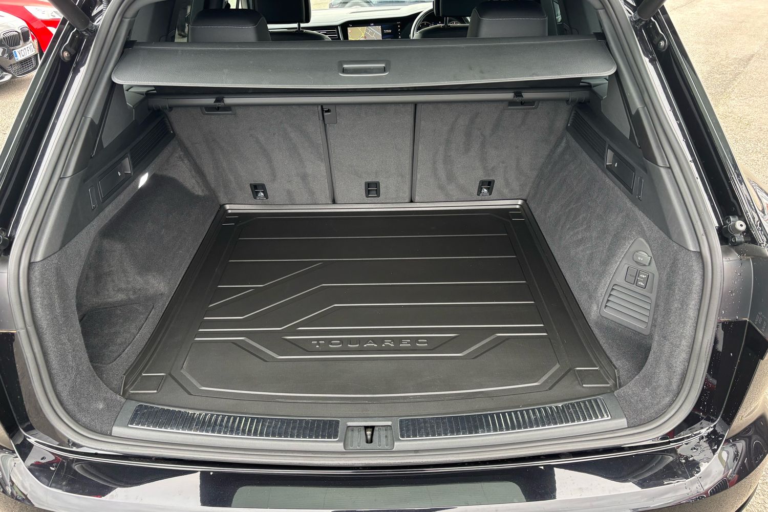 Used Volkswagen Touareg 2018 for sale - 76972755: Photo 12