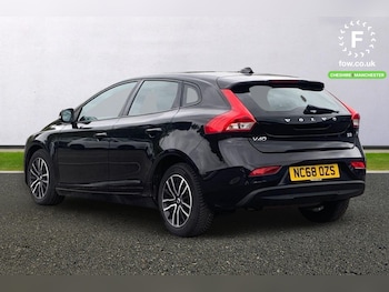 Used Volvo V40 2019 for sale - 78341427: Photo