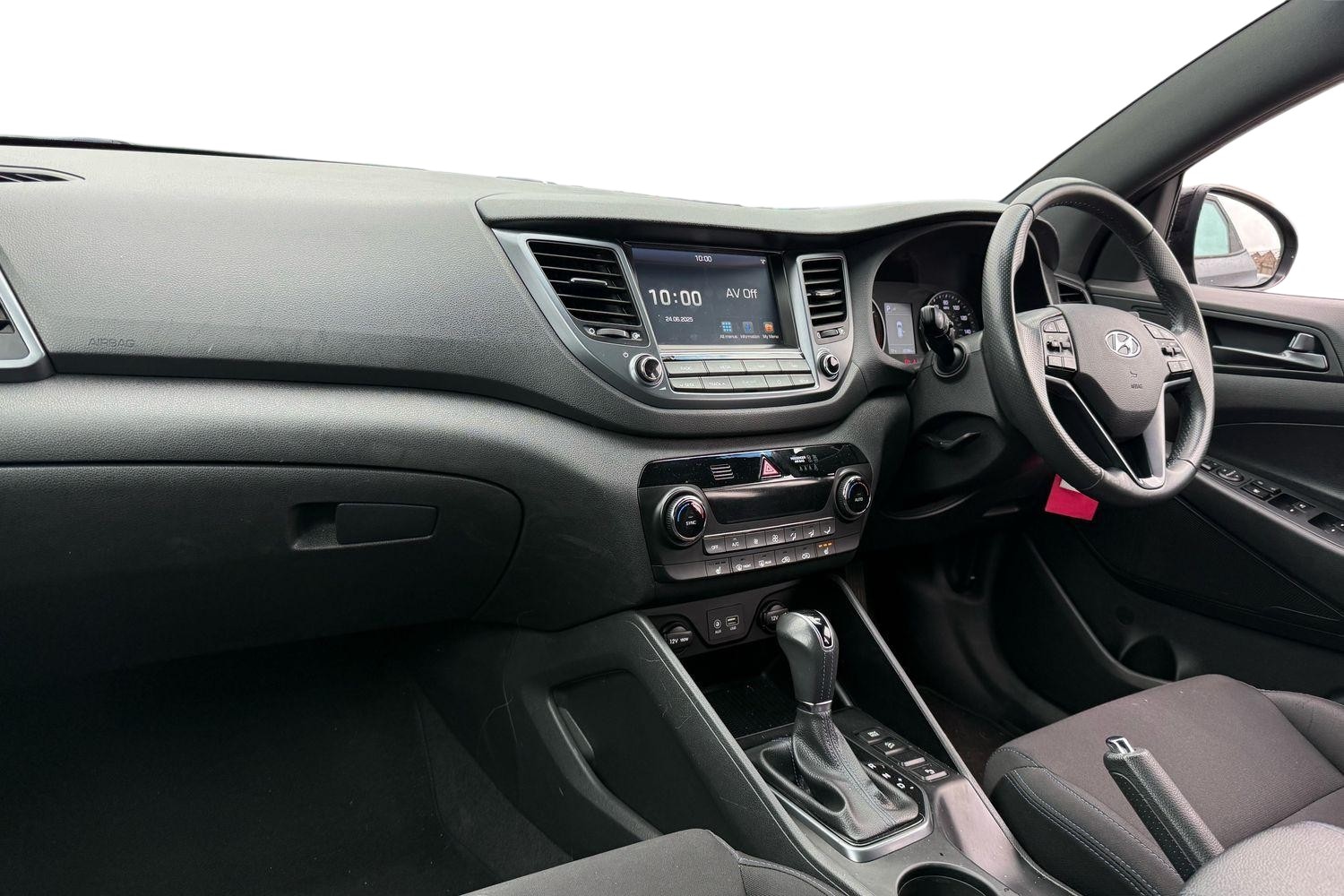 Used Hyundai TUCSON 2018 for sale - 75995993: Photo 4
