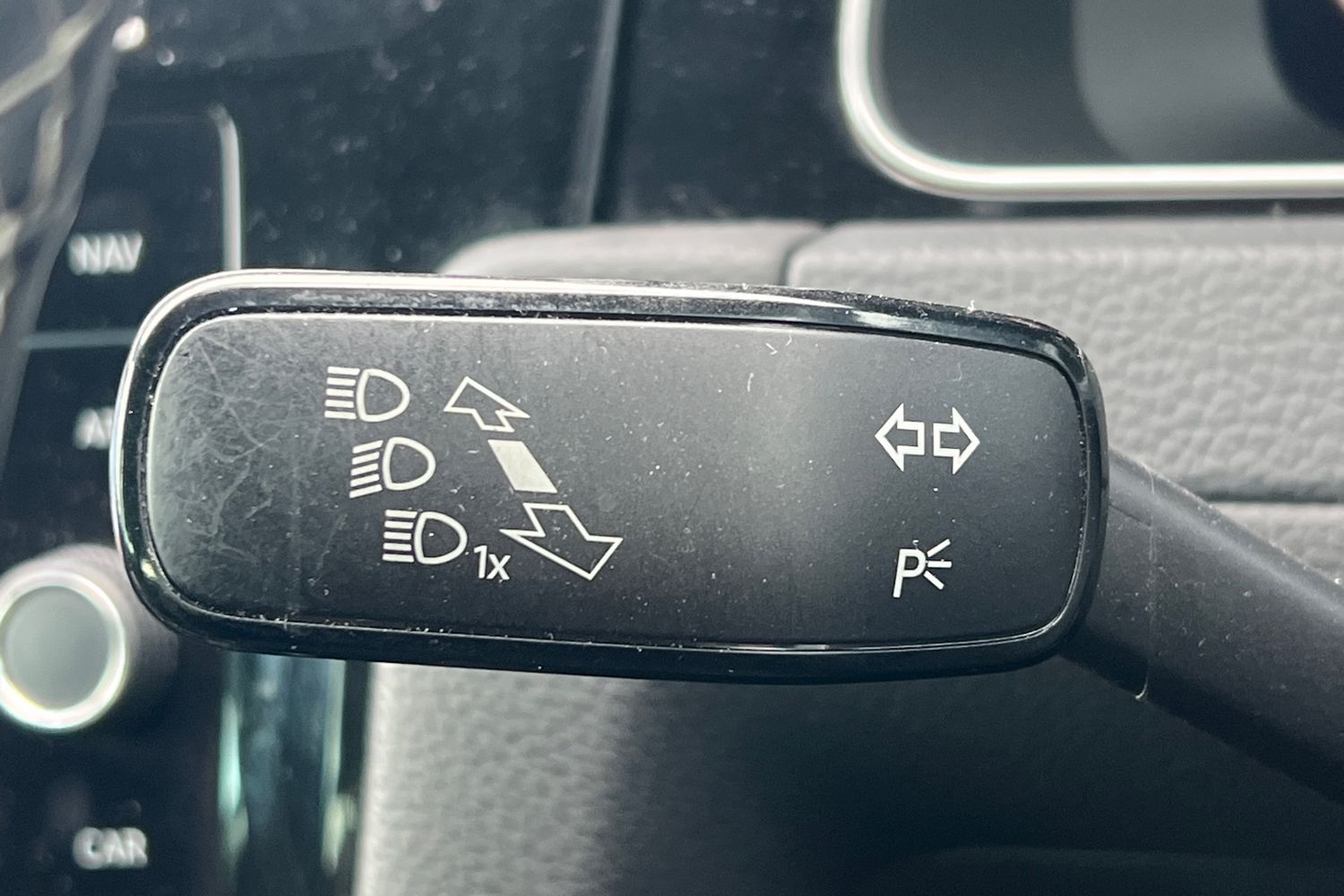 Used Volkswagen Golf 2018 for sale - 77984332: Photo 17