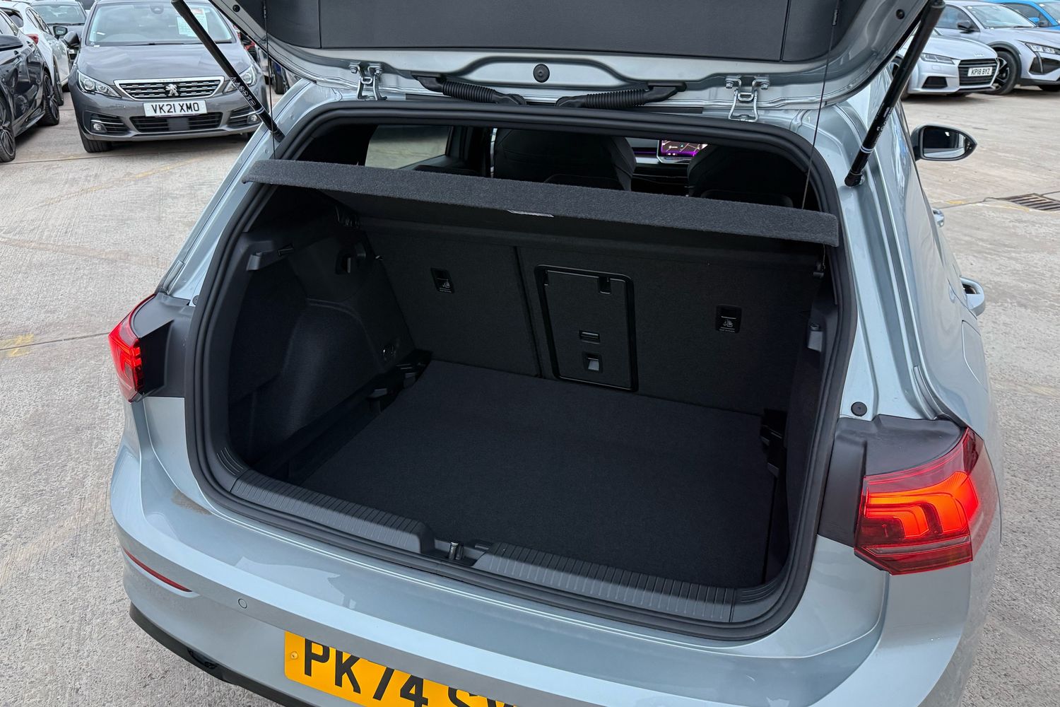 Used Volkswagen Golf 2024 for sale - 75879369: Photo 15