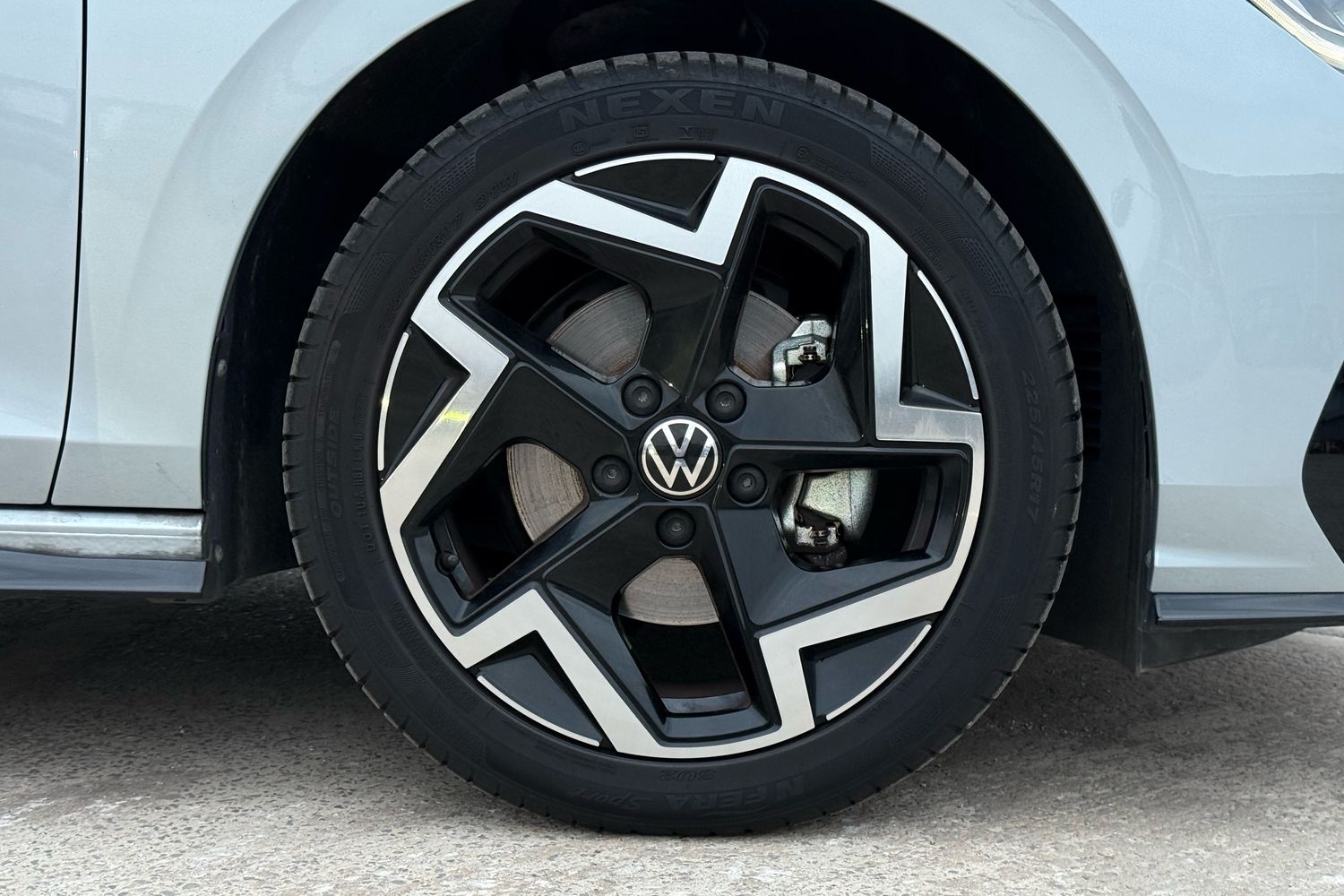 Used Volkswagen Golf 2024 for sale - 75879369: Photo 16