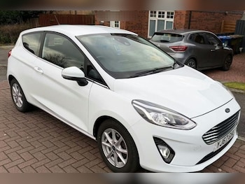 Used Ford Fiesta 2018 for sale - 77368734: Photo