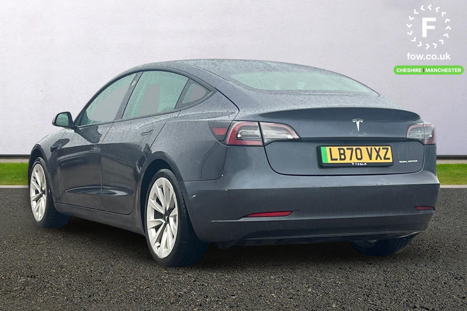 Used Tesla Model 3 2020 for sale - 76798510: Photo 2