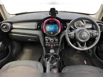 Used MINI Hatch 2018 for sale - 79503343: Photo