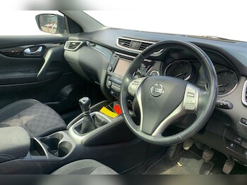Used Nissan Qashqai 2017 for sale - 78453760: Photo