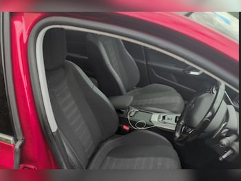 Used Peugeot 308 2018 for sale - 78673679: Photo