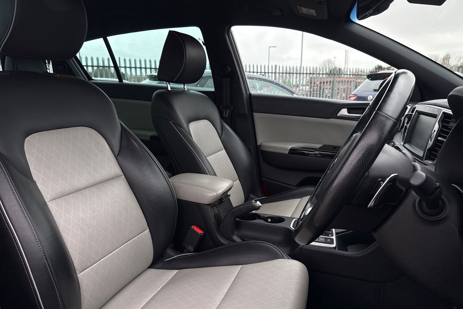 Used Kia Sportage 2017 for sale - 76929241: Photo 16