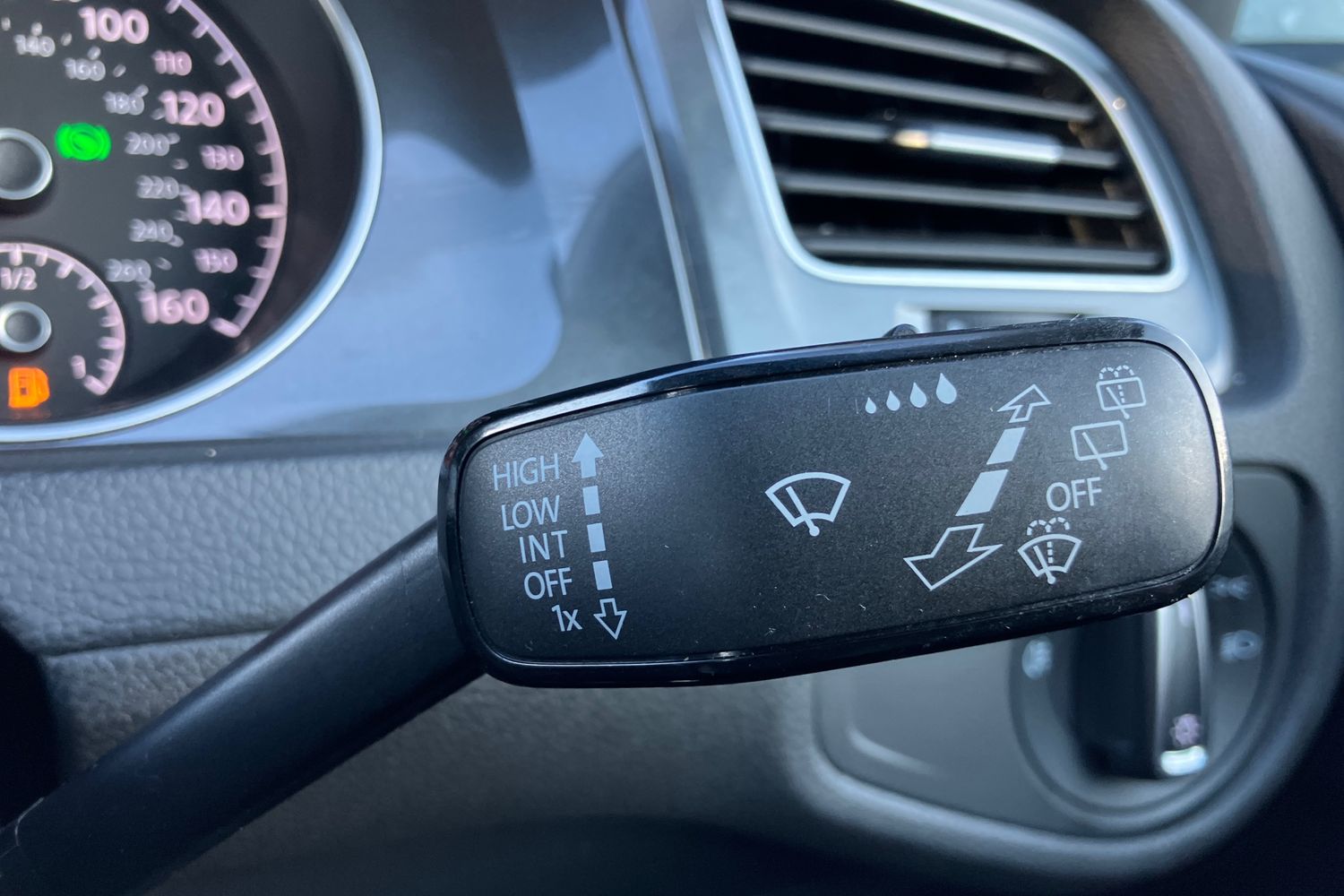 Used Volkswagen Golf 2018 for sale - 76588057: Photo 15