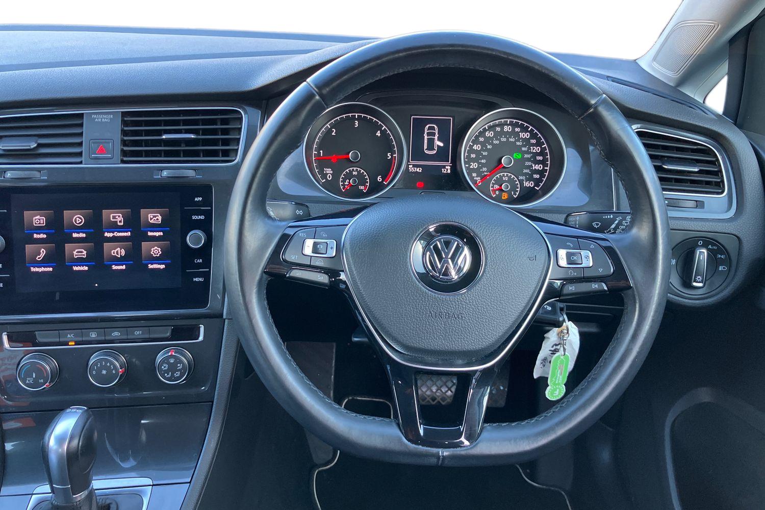 Used Volkswagen Golf 2018 for sale - 76588057: Photo 5