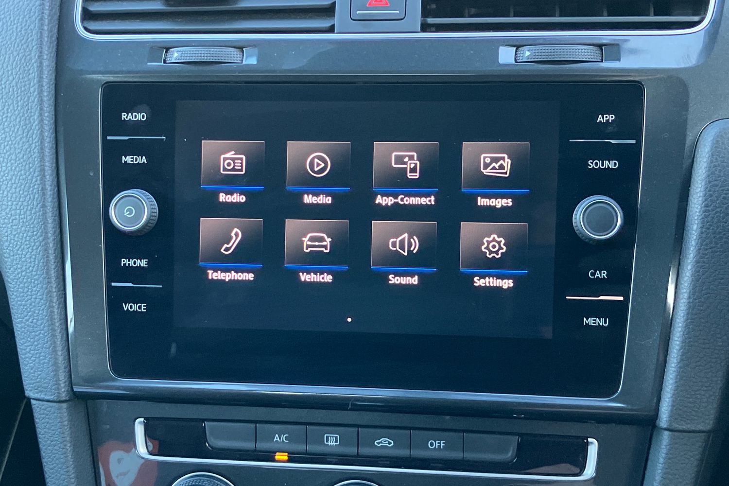 Used Volkswagen Golf 2018 for sale - 76588057: Photo 7