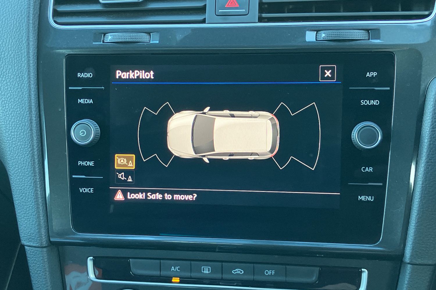 Used Volkswagen Golf 2018 for sale - 76588057: Photo 8