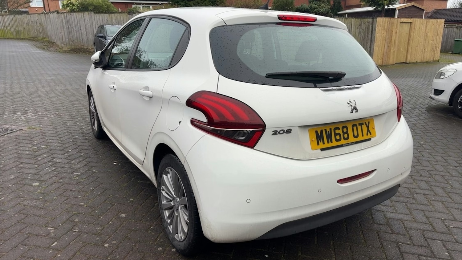 Used Peugeot 208 2019 for sale - 77805253: Photo 3