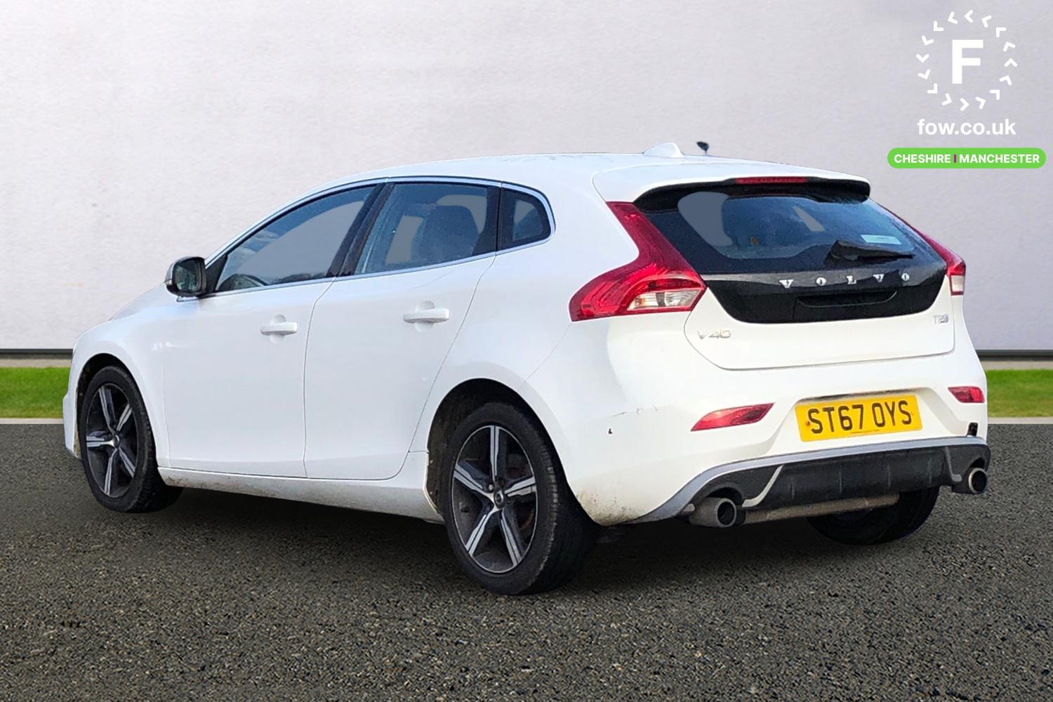 Used Volvo V40 2017 for sale - 76972806: Photo 2