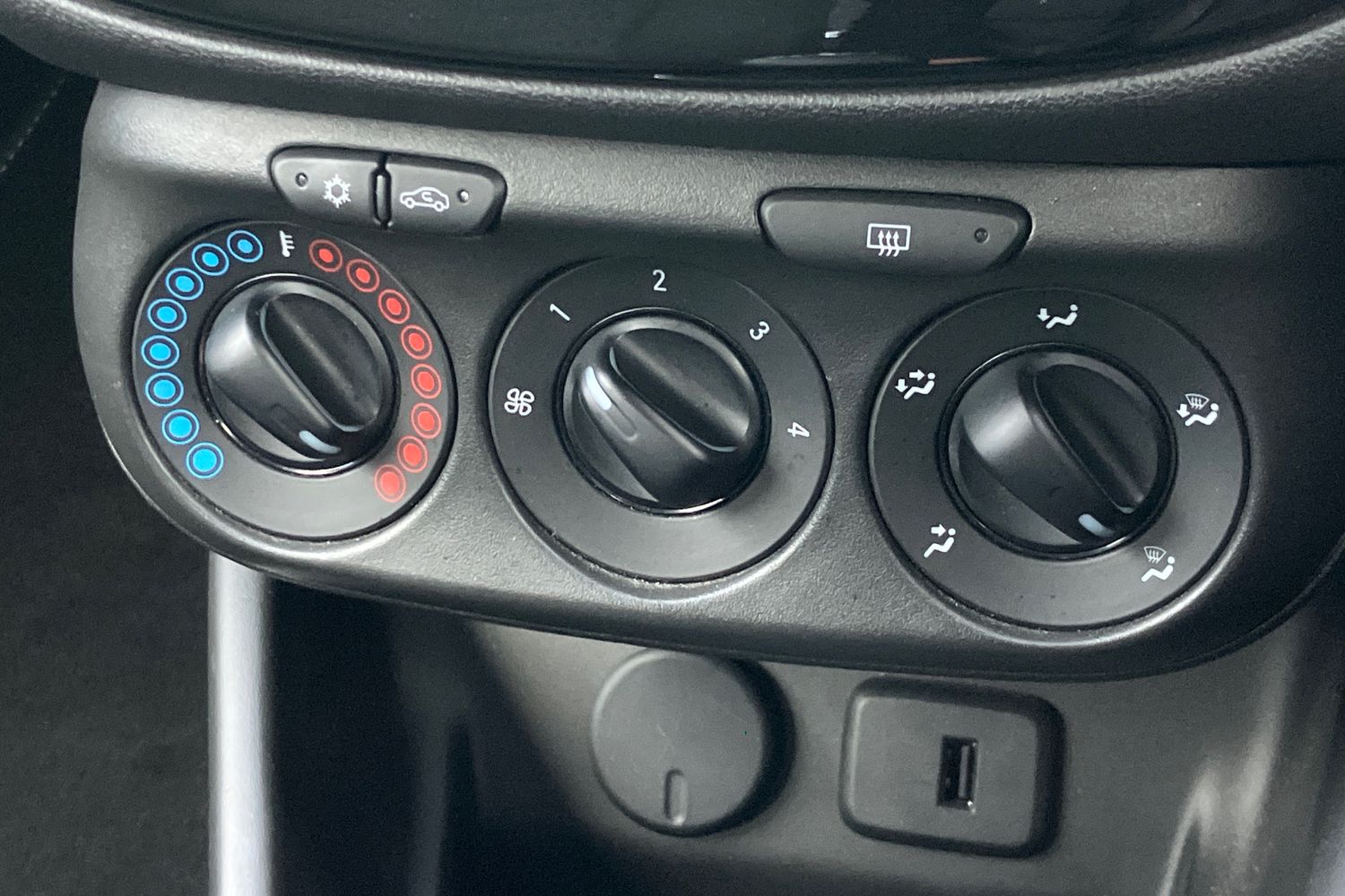 Used Vauxhall Corsa 2018 for sale - 76774569: Photo 12