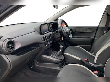 Used Hyundai i10 2022 for sale - 76257123: Photo 4