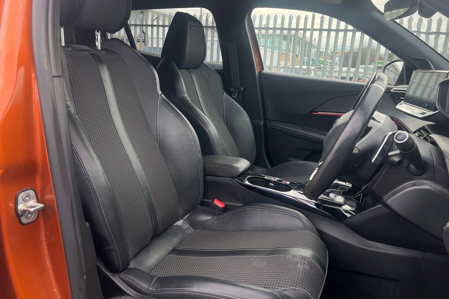 Used Peugeot 2008 2021 for sale - 76718514: Photo 17