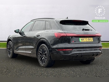 Used Audi Q8 2023 for sale - 77527614: Photo